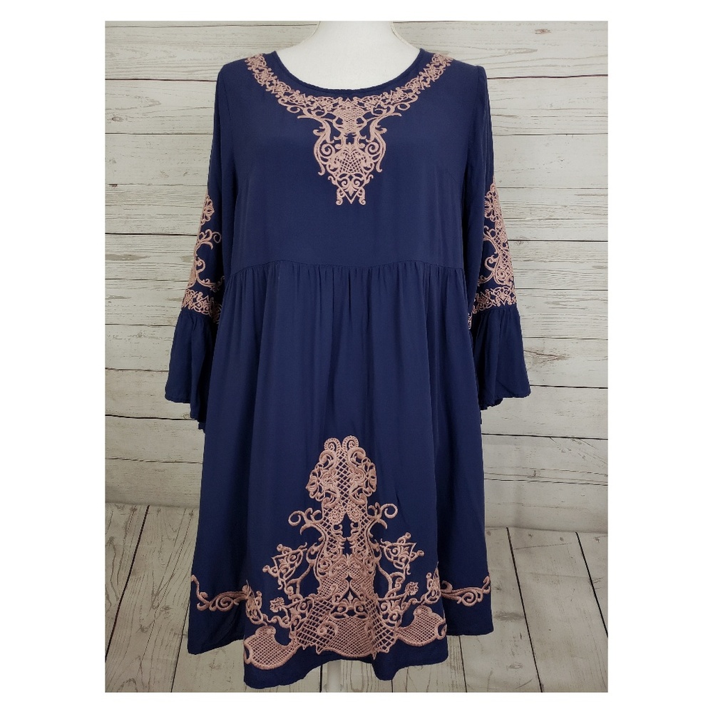Chelsea & Violet tunic dress